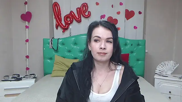 Snapshot of JasmineKouch chatting on March 28, 6:51 pm JasmineKouch online show from March 28, 6:51 pm