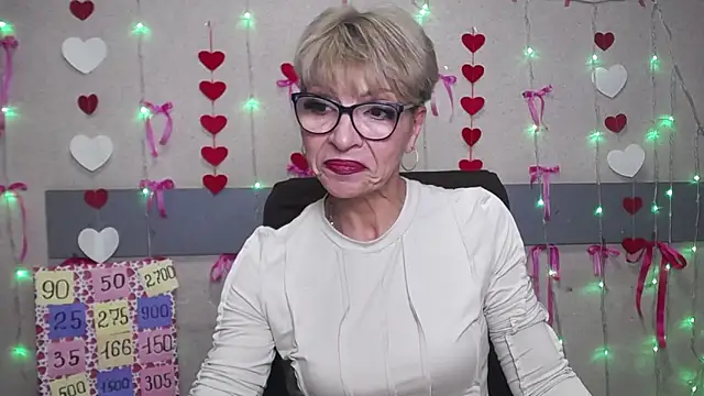 EllaBonito online show from February 5, 9:36 am