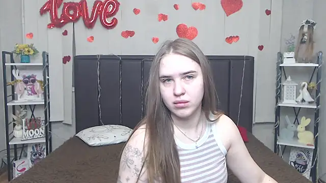 LauraHlot online show from May 20, 6:08 am