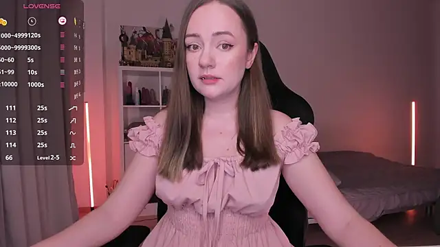 Snapshot of WalkingGirl chatting on January 27, 6:31 pm WalkingGirl online show from January 27, 6:31 pm