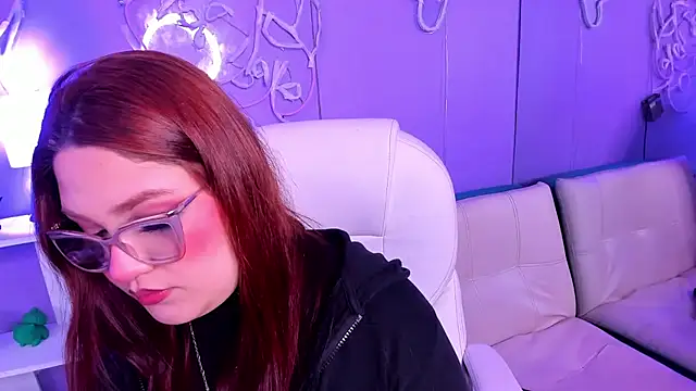 Camiila Osorio online show from January 9, 7:37 pm