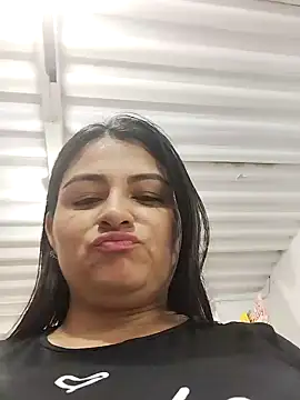 Linda Lars online show from January 1, 3:13 am