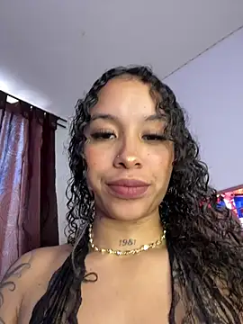 MarieLeon online show from July 28, 8:34 pm