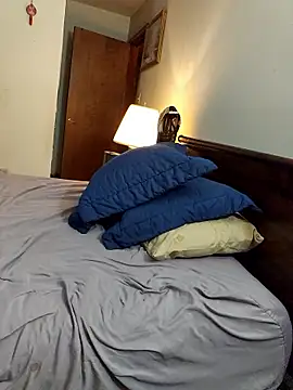 coolbrease10 online show from January 11, 8:19 am