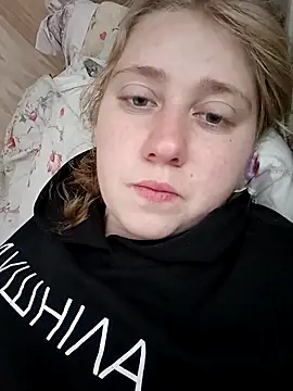 Snapshot of AnastasiaSky19 chatting on October 16, 6:36 am AnastasiaSky19 online show from October 16, 6:36 am