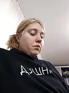 Snapshot of AnastasiaSky19 chatting on October 29, 8:27 am AnastasiaSky19 online show from October 29, 8:27 am