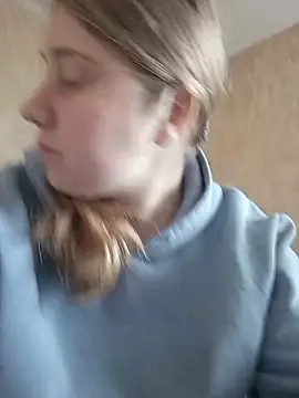 Snapshot of AnastasiaSky19 chatting on April 25, 8:39 am AnastasiaSky19 online show from April 25, 8:39 am