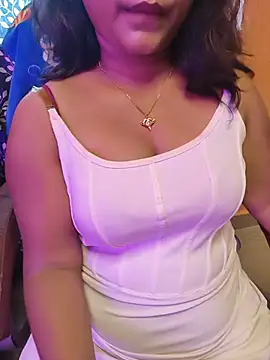 Snapshot of nisha_baby2 chatting on July 25, 3:26 am nisha baby2 online show from July 25, 3:26 am
