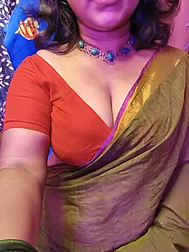 Snapshot of nisha_baby2 chatting on July 28, 11:04 pm nisha baby2 online show from July 28, 11:04 pm