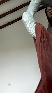 Arilw online show from February 15, 3:09 pm