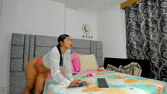 Snapshot of Gema-lexy chatting on July 12, 2:35 am Gema-lexy online show from July 12, 2:35 am