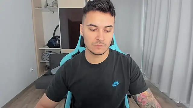 MatMalonne online show from November 25, 6:35 am