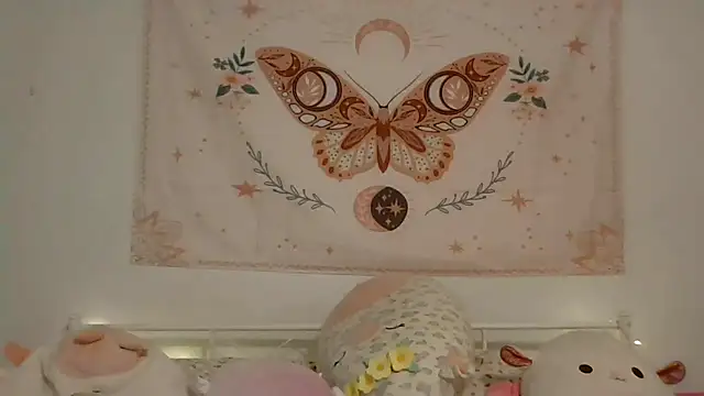 Snapshot of averietheangel chatting on February 20, 5:40 pm averietheangel online show from February 20, 5:40 pm