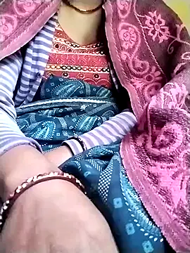 Snapshot of Cutkajal chatting on January 28, 2:21 am Cutkajal online show from January 28, 2:21 am