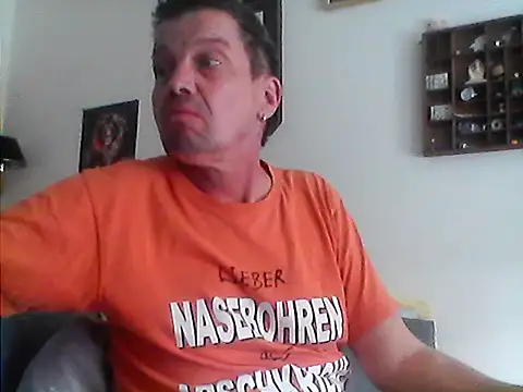 Snapshot of Bigpenis6y chatting on March 9, 11:47 am Bigpenis6y online show from March 9, 11:47 am