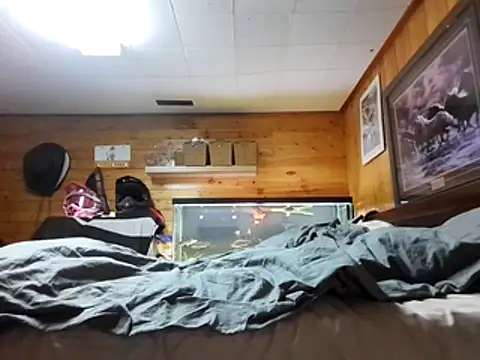 Snapshot of Ryan_and_Aurora chatting on February 13, 8:27 pm Ryan and Aurora online show from February 13, 8:27 pm