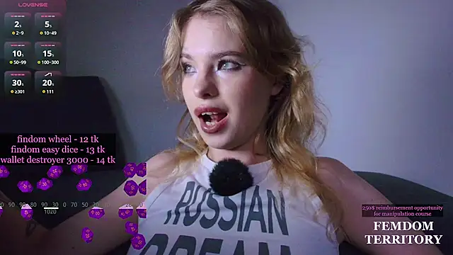 Snapshot of MisssLola chatting on July 28, 6:20 pm MisssLola online show from July 28, 6:20 pm