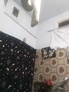 SweetLeila40 online show from February 19, 11:01 pm