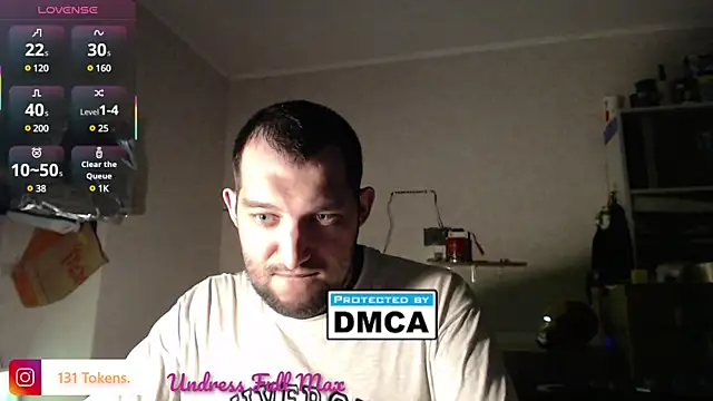 Snapshot of BISEXGOOD777 chatting on January 28, 2:53 pm BISEXGOOD777 online show from January 28, 2:53 pm