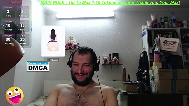 Snapshot of BISEXGOOD777 chatting on March 3, 8:43 pm BISEXGOOD777 online show from March 3, 8:43 pm