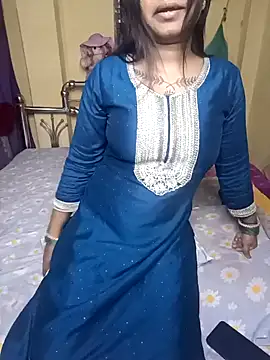 Snapshot of Hot_Urvi chatting on December 17, 1:05 pm Hot Urvi online show from December 17, 1:05 pm