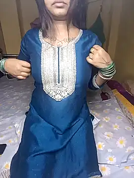 Snapshot of Hot_Urvi chatting on December 21, 7:06 pm Hot Urvi online show from December 21, 7:06 pm