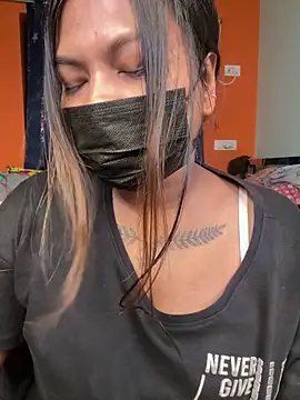 Snapshot of Hot_Urvi chatting on June 11, 5:22 pm Hot Urvi online show from June 11, 5:22 pm