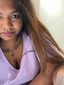 Snapshot of Hot_Urvi chatting on June 25, 6:45 pm Hot Urvi online show from June 25, 6:45 pm