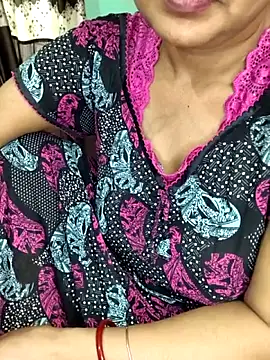 Snapshot of MUMTAJ-1 chatting on April 19, 1:27 am MUMTAJ-1 online show from April 19, 1:27 am