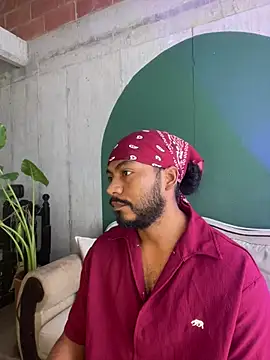 noah jones   online show from January 19, 4:00 pm