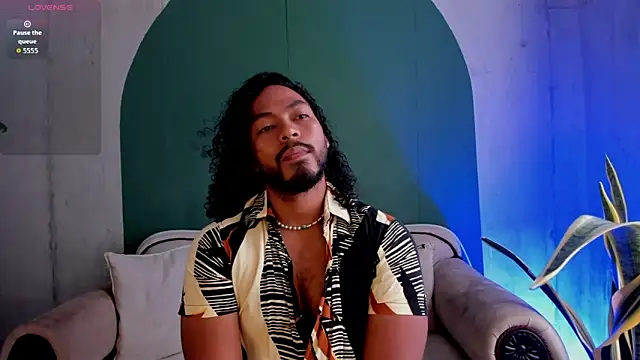 noah jones   online show from February 18, 4:25 pm