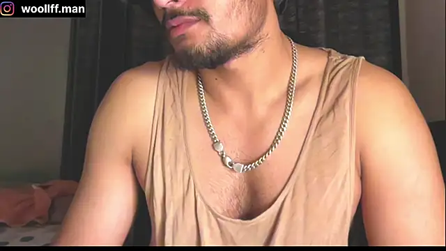 Snapshot of dickpois0n chatting on December 20, 6:24 pm dickpois0n online show from December 20, 6:24 pm