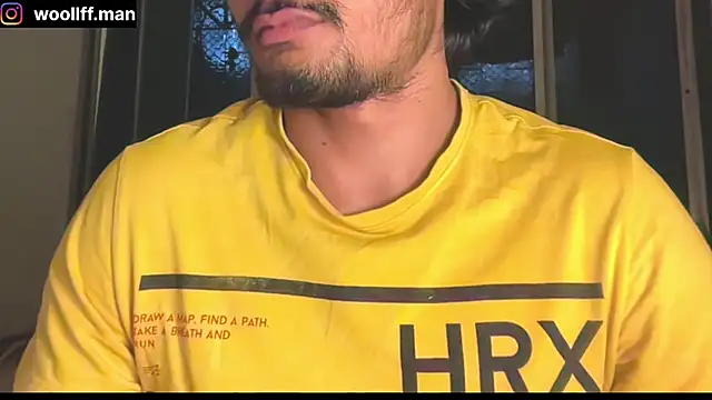 Snapshot of dickpois0n chatting on February 16, 6:32 pm dickpois0n online show from February 16, 6:32 pm