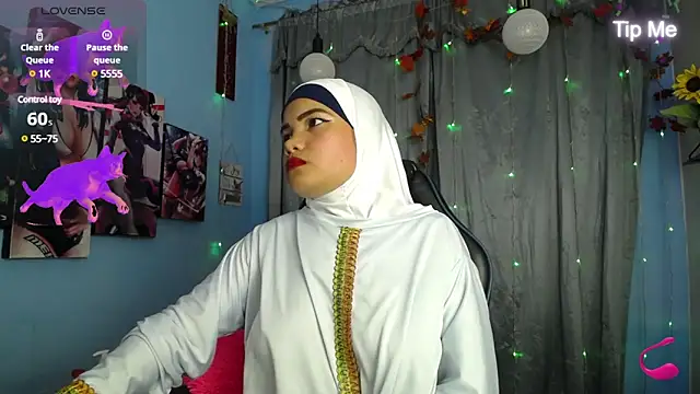 Snapshot of Falak-Yasin chatting on February 21, 1:00 pm Falak-Yasin online show from February 21, 1:00 pm