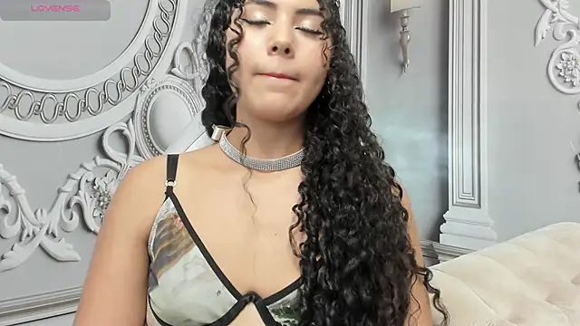 Snapshot of joselyn_sexy_ chatting on January 17, 10:01 pm joselyn sexy online show from January 17, 10:01 pm