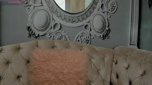 Snapshot of joselyn_sexy_ chatting on February 19, 2:34 pm joselyn sexy online show from February 19, 2:34 pm