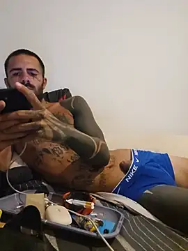 Snapshot of charlye_inkkkk chatting on July 28, 11:26 pm charlye inkkkk online show from July 28, 11:26 pm
