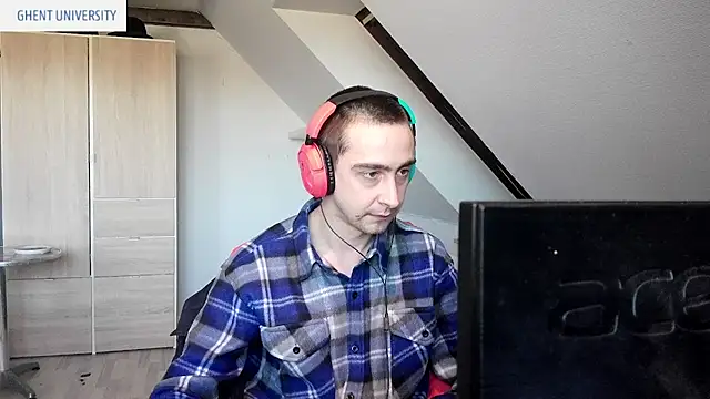 Snapshot of Stephanien chatting on February 19, 1:29 pm Stephanien online show from February 19, 1:29 pm