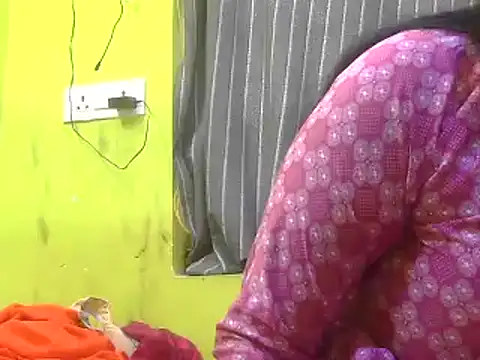 CUTYHINA 001 online show from December 11, 10:58 am