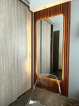 FridaKlein online show from September 16, 8:21 pm