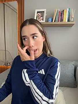 FridaKlein online show from February 3, 6:24 pm