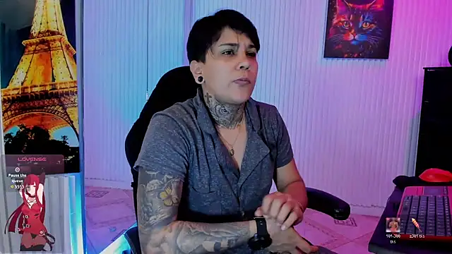 ZhoeStrong online show from April 4, 7:22 pm