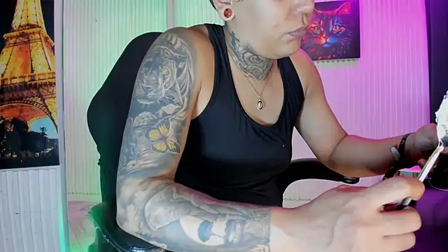 ZhoeStrong online show from May 17, 10:17 pm