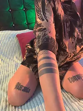 Kitty arts online show from November 16, 8:03 pm