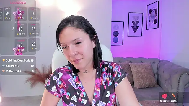 Snapshot of kendaall_jenner_ chatting on December 11, 5:00 am kendaall jenner online show from December 11, 5:00 am