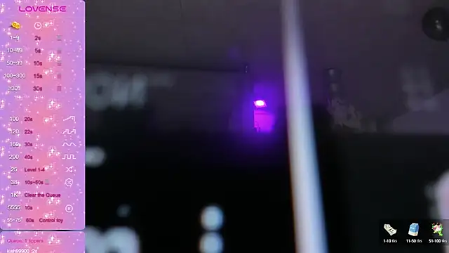 Snapshot of kendaall_jenner_ chatting on January 10, 4:12 am kendaall jenner online show from January 10, 4:12 am