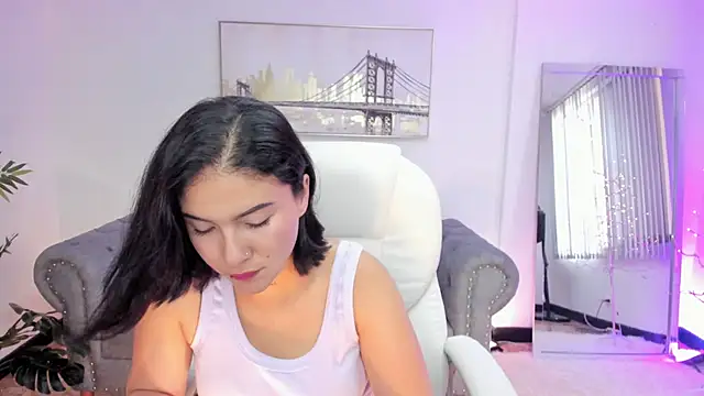 Snapshot of kendaall_jenner_ chatting on January 15, 10:24 pm kendaall jenner online show from January 15, 10:24 pm