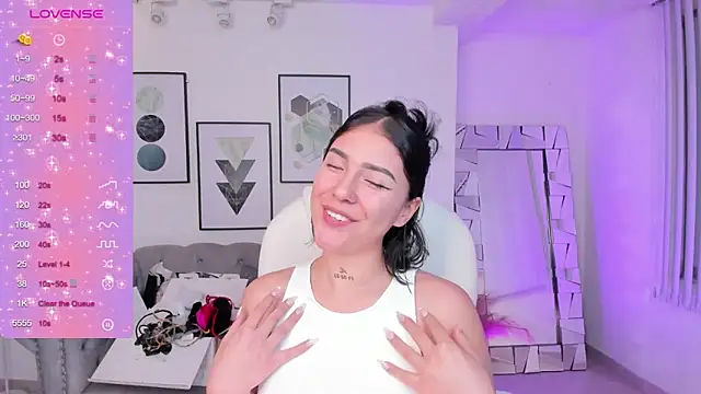 Snapshot of kendaall_jenner_ chatting on January 20, 4:10 am kendaall jenner online show from January 20, 4:10 am