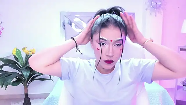 Snapshot of kendaall_jenner_ chatting on January 30, 2:16 am kendaall jenner online show from January 30, 2:16 am