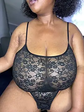MayaPassion online show from June 28, 1:17 pm
